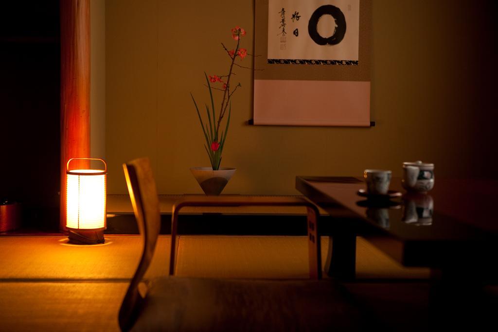 Ryotei Tanokura Hotel Yufu Exterior photo
