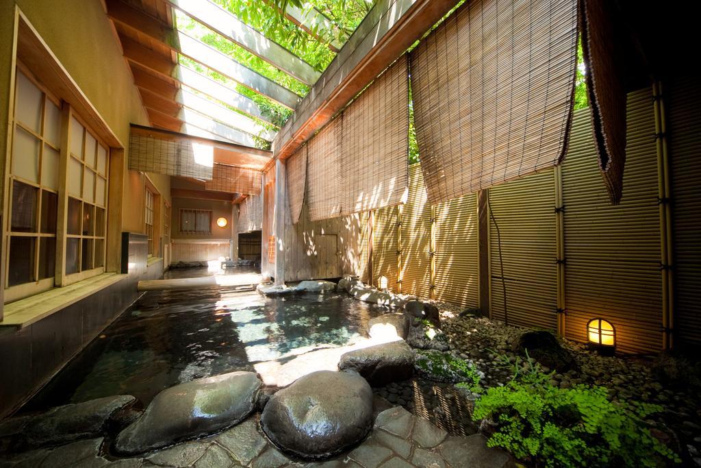 Ryotei Tanokura Hotel Yufu Exterior photo
